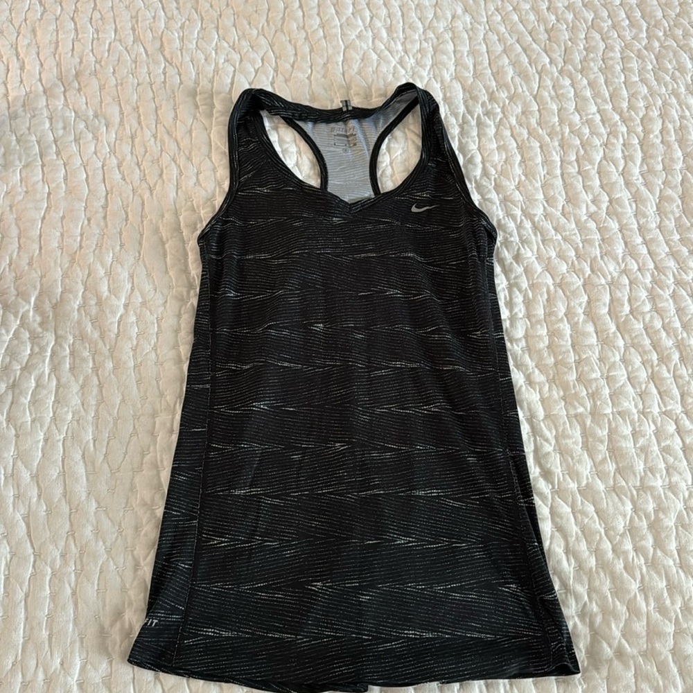Nike workout tank